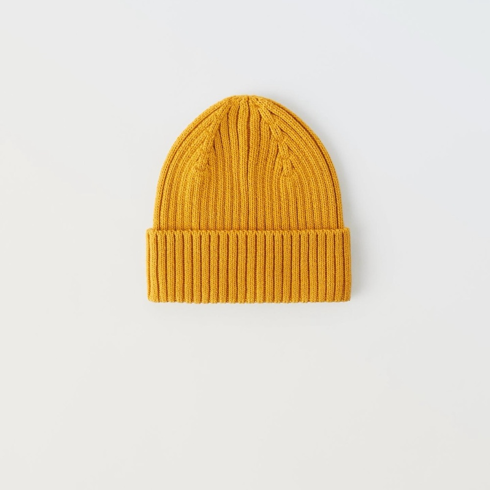 Zara knit hat